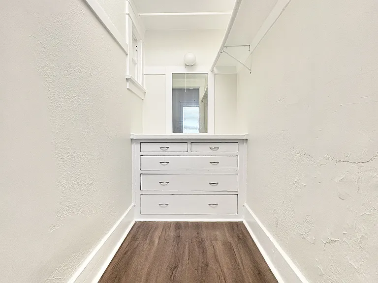 223 Lime Ave #11 — Photo 7