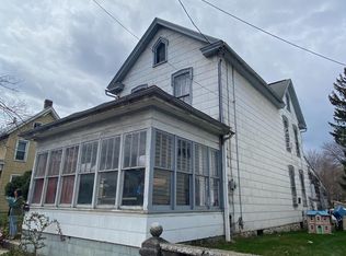 539 S 2nd St, Chambersburg, PA 17201