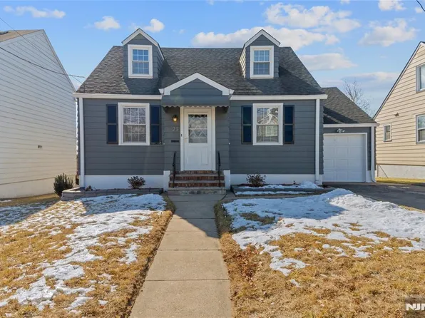 21 Noel Dr, North Arlington, NJ 07031