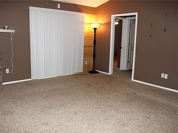 5th image of 1300 Taos Dr