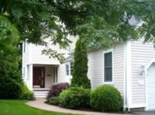 6 Promenade Way, South Hadley, MA 01075
