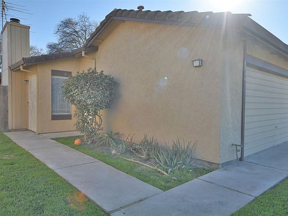 2nd image of 8744 Fox Creek Dr