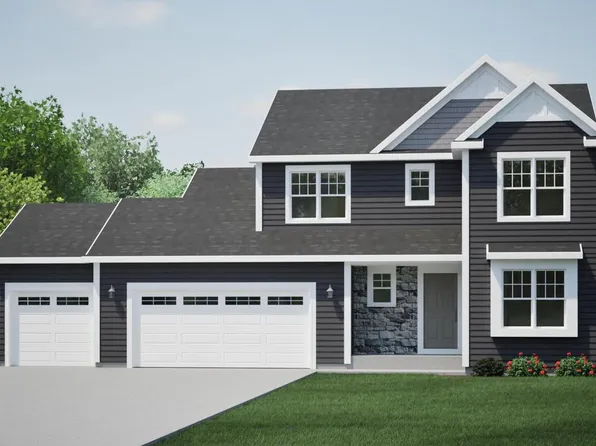 197 Ruby LANE, Saukville, WI 53080