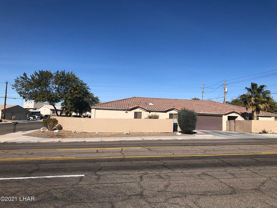 2nd image of 2670 Bluewater Dr