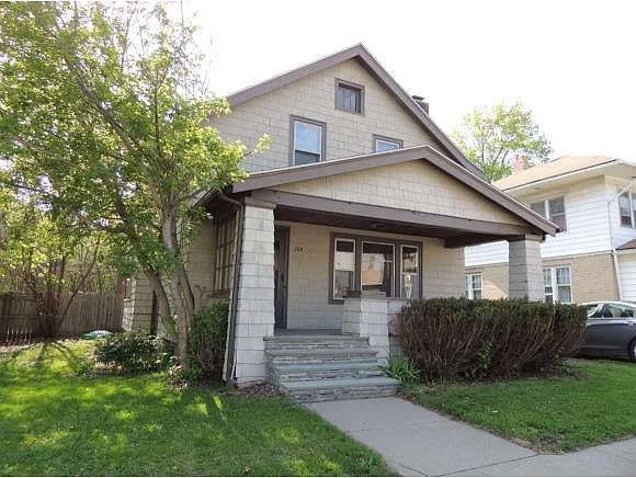 1st image of 204 Harrison Ave