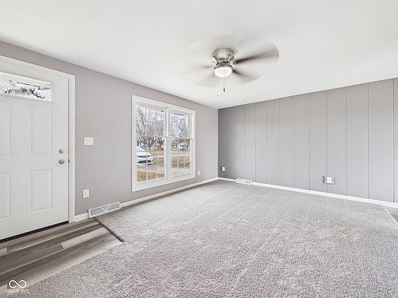3rd image of 1903 Norwood Pl