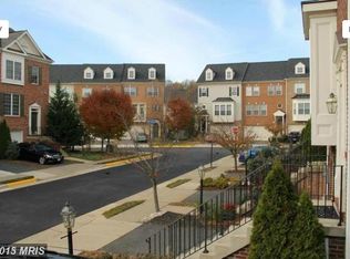 7566 Great Swan Ct, Alexandria, VA 22306