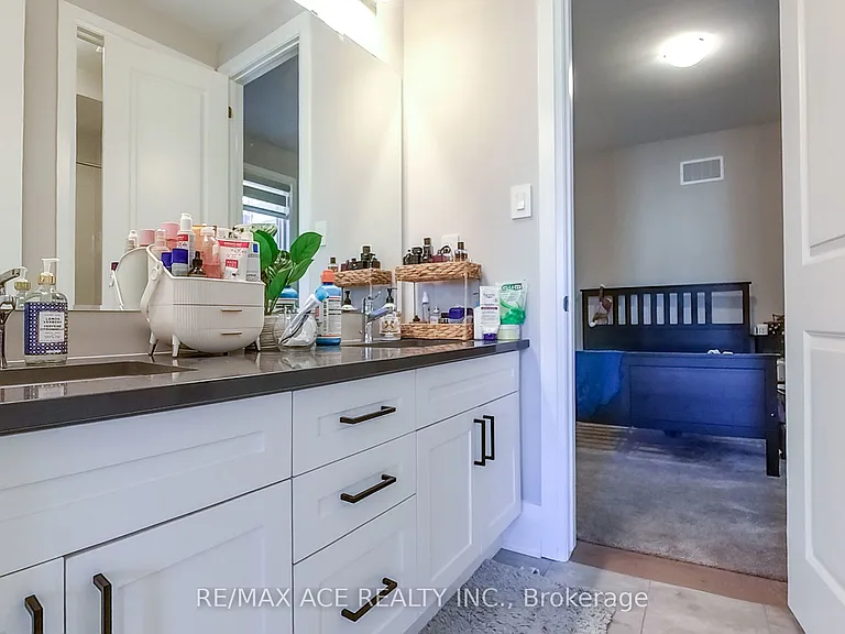 261 Marigold Ct — Photo 27