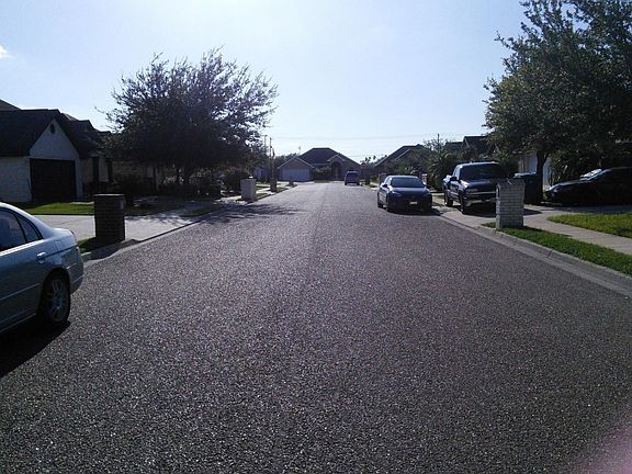 4th image of 808 Grosbeak Dr