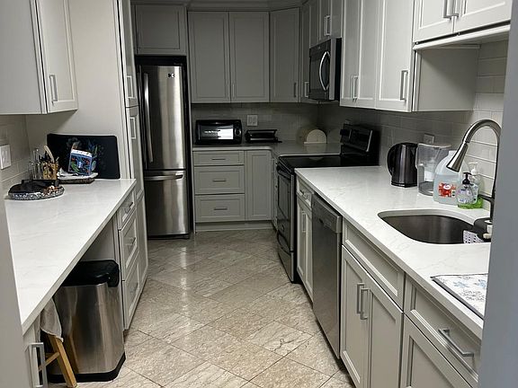 3rd image of 8305 Bergenline Ave #A5