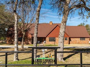 1323 County Road 421, Evant, TX 76525