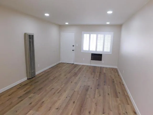 8428 Amigo Ave — Photo 4