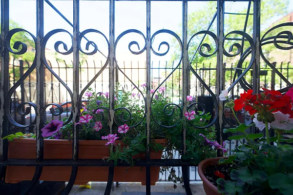 Rented by Buchbinder & Warren | media 15