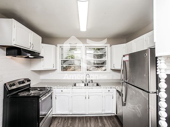 9-Kitchen