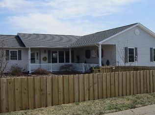 1435 Lincoln Rd, Lewisport, KY 42351