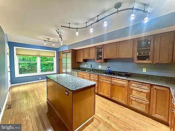 4th image of 114 Spring Place Way
