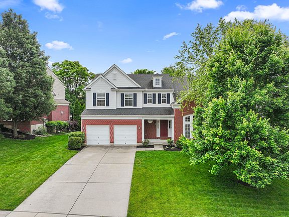 2nd image of 2293 Treetop Ln
