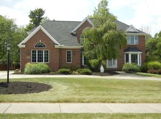 8466 Camden Ct, Broadview Heights, OH