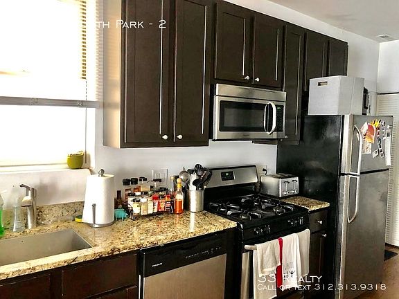 5th image of 1642 N North Park Ave Floor 2