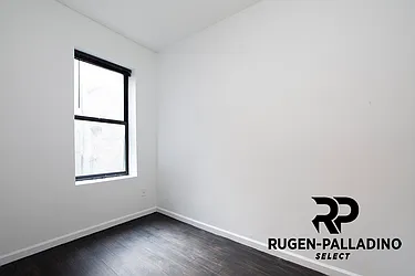 Rented by R New York