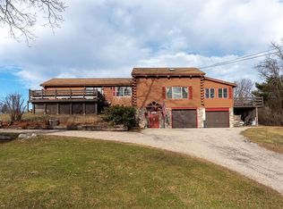 66 Thurber Rd, Putnam, CT 06260
