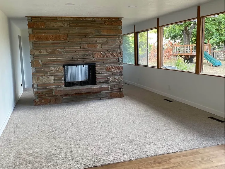 2970 Chippewa Way — Photo 3