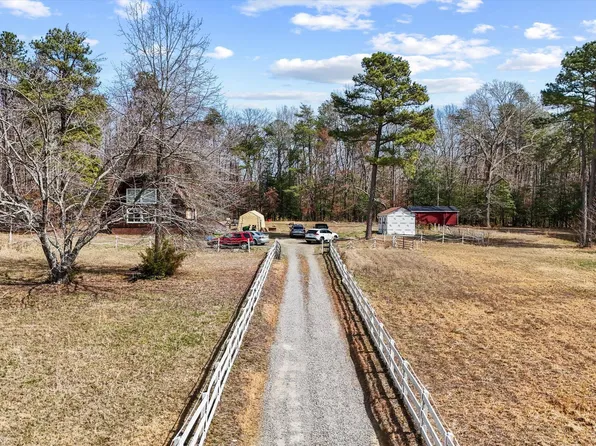 13518 Deer Creek Rd, Ashland, VA 23005