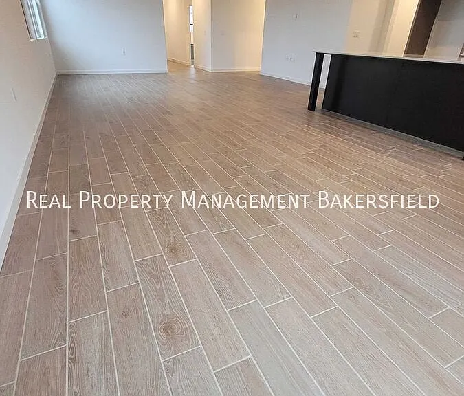 7526 Passionfruit Dr — Photo 4