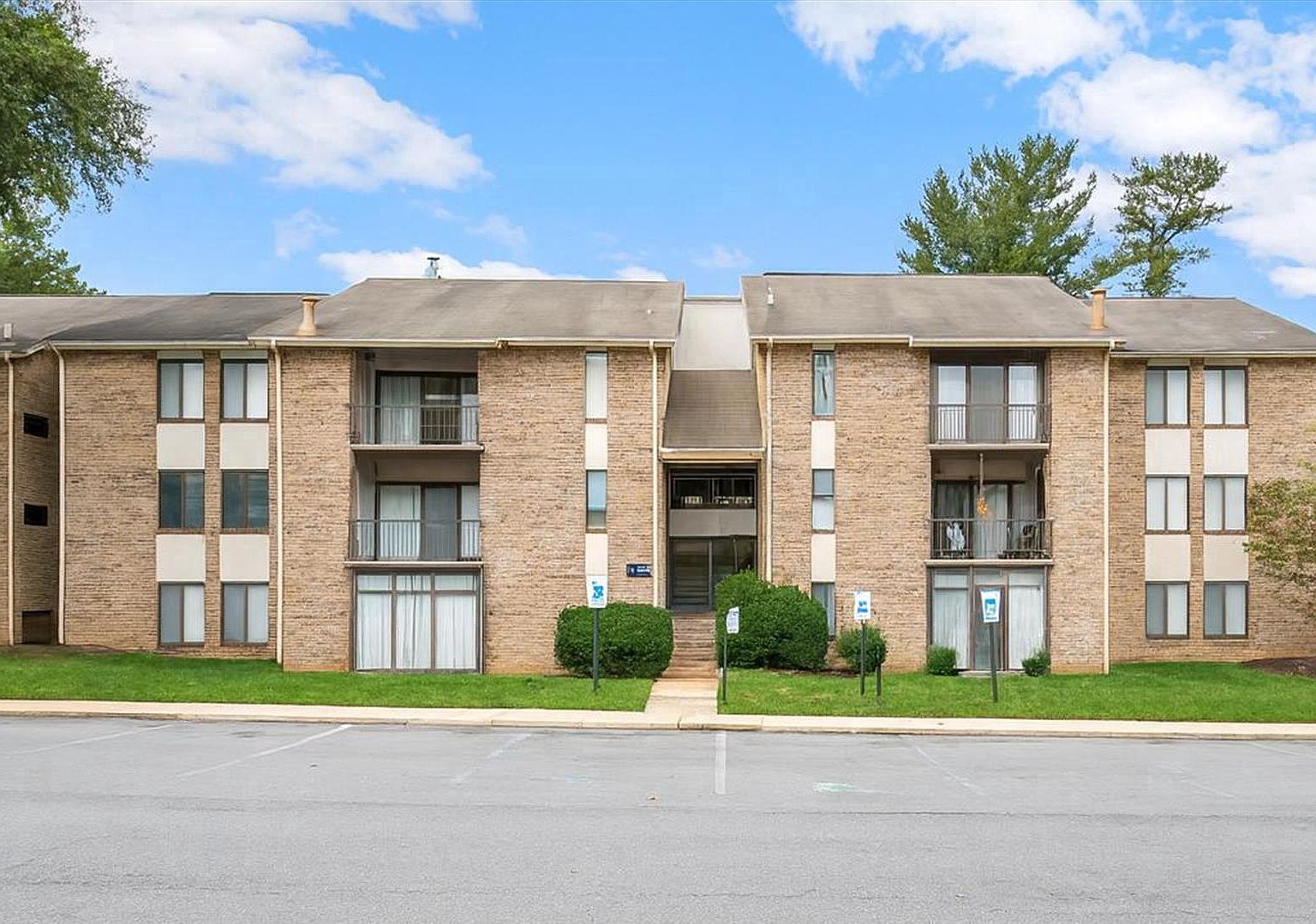 5484 Cedar Ln Unit A4, Columbia, MD 21044 | Zillow