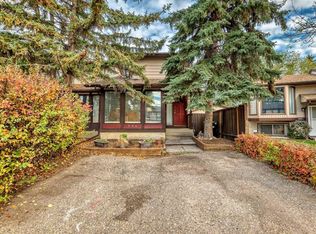 554 N Whitehill Pl NE, Calgary, AB T1Y 3G8