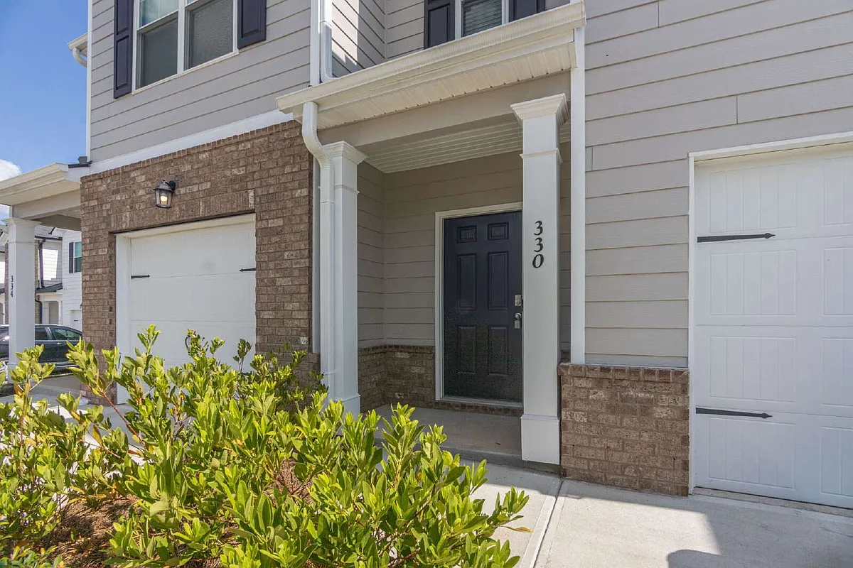 Building Photo - 330 Bisham Ct #1