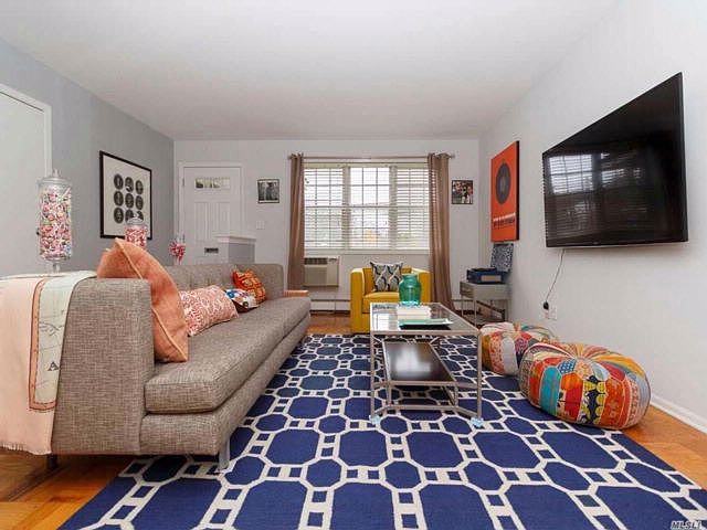 1st image of 65 Weaver Dr APT 6B