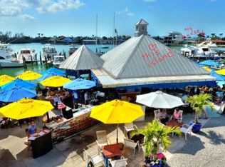 127 Hilo St, Naples, FL 34113