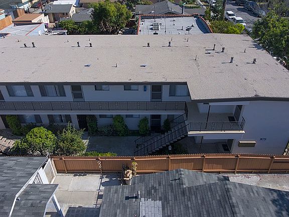 3rd image of 1070 Stanley Ave APT 5