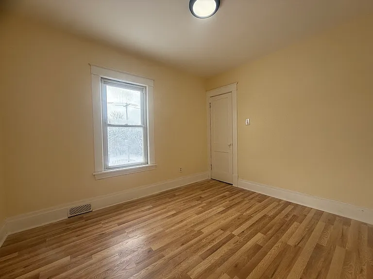 508 9th St #3 — Photo 12