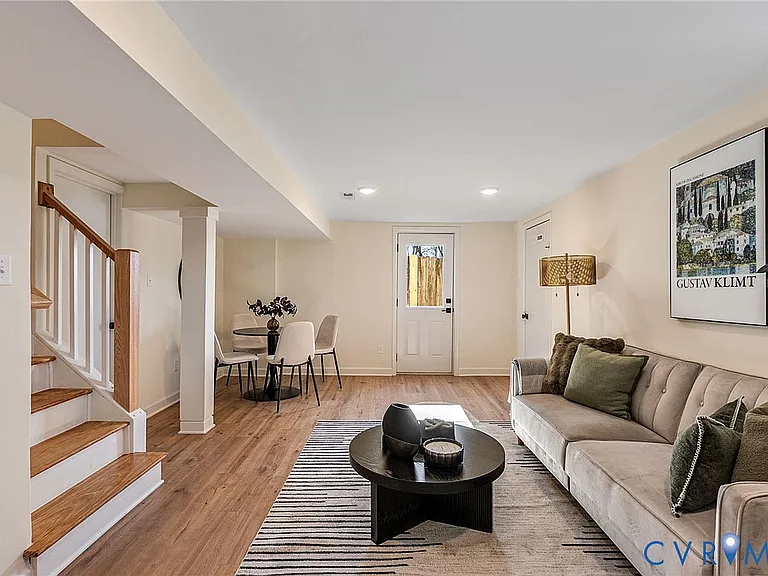Sunset Ave — Photo 3