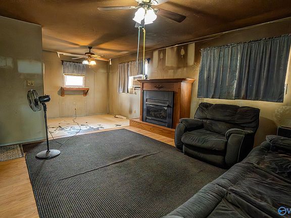 3rd image of 554 County Road 206