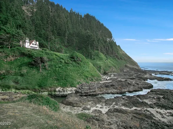 1259 Highway 101 S, Yachats, OR 97498