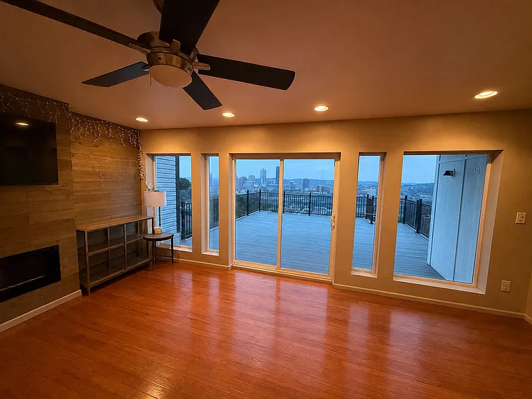 1041 E Warrington Ave — Photo 6