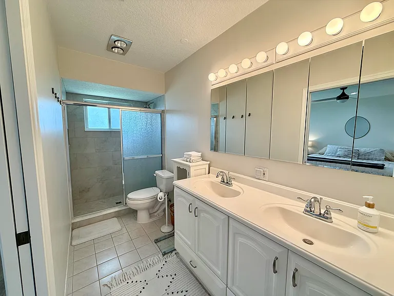 367 NW 42nd St — Photo 15