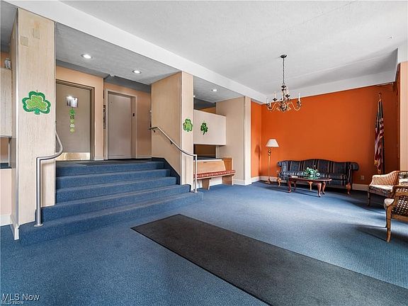 4th image of 50 S Rocky River Dr APT 501