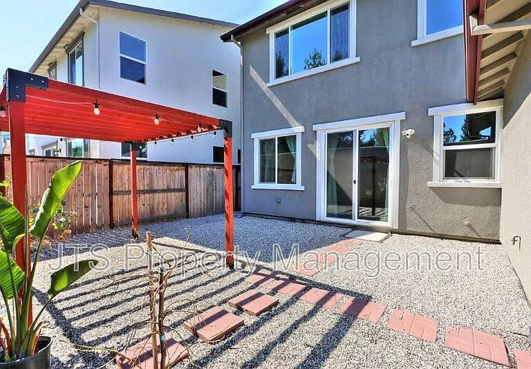 2683 Alcove Way — Photo 40