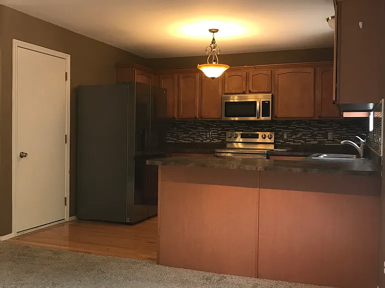 233 Tucker St — Photo 3