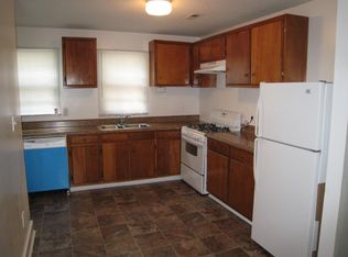 60 Spring St APT C, Charleston, SC 29403