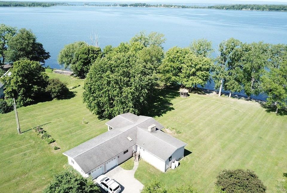 17 Drawbridge Lane, South Burlington, VT 05458 MLS 4954330 Zillow