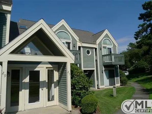 27 Endicott Ln, Brewster, MA 02631