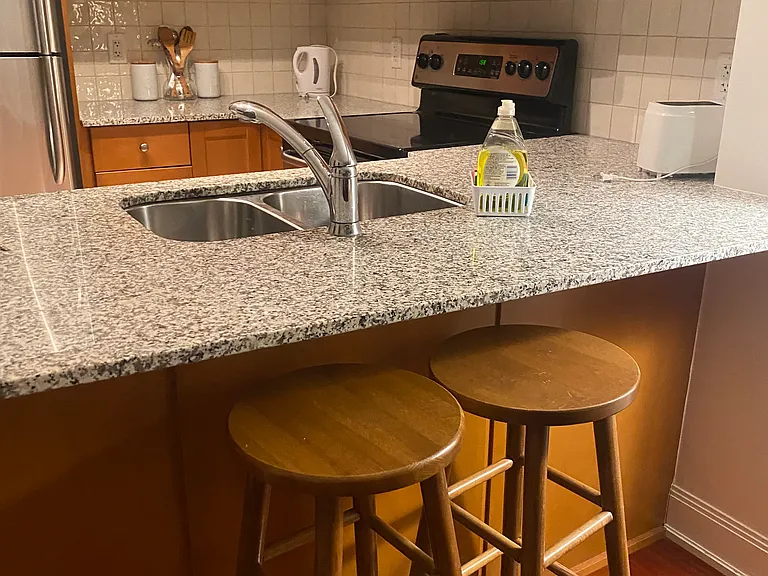 2181 Yonge St #2107 — Photo 10