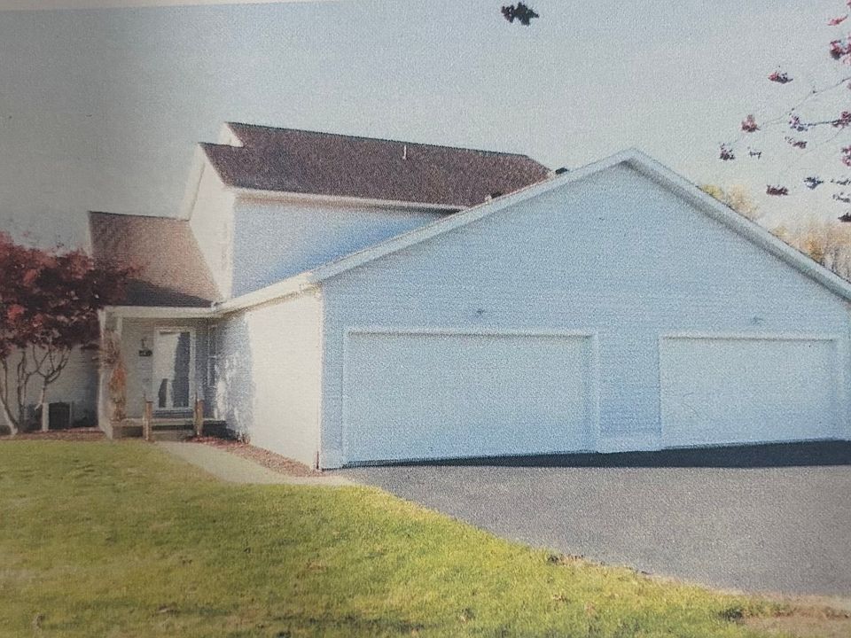 1st image of 2411 & 2413 Meadow Spring Cir #2411