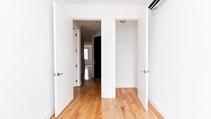 Rented by Nooklyn NYC LLC | media 59