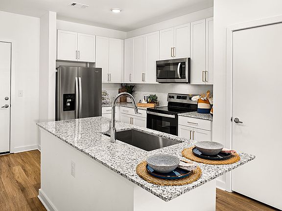 4th image of 2950 Richmond Row Dr #3211